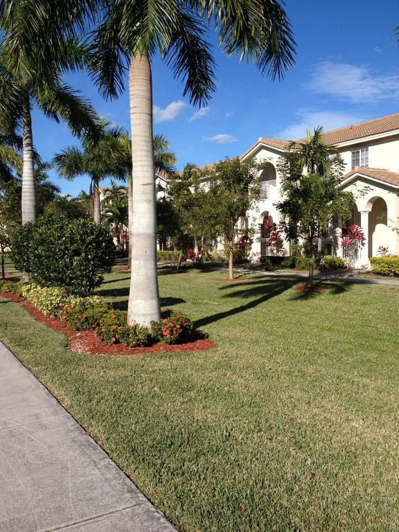 Speedway Blvd Townhouse Homestead Exterior foto